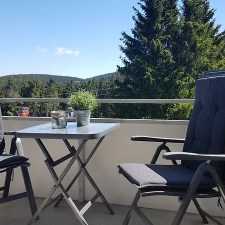 Singer Am Erlebnisbocksberg Apartment *